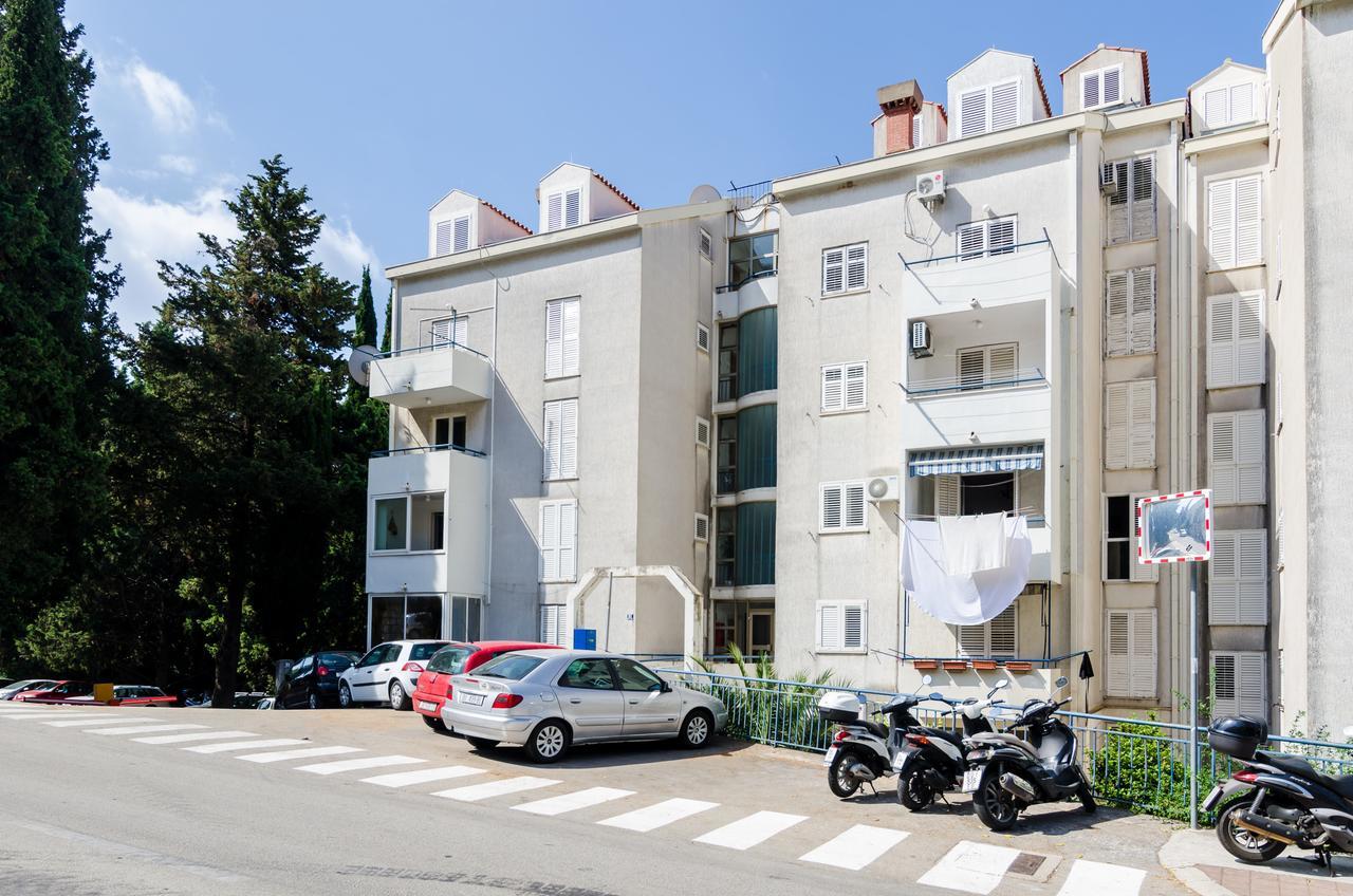 Apartment South Side Дубровник Екстериор снимка
